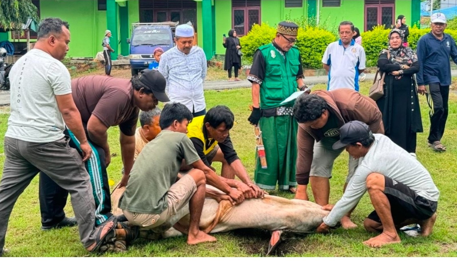 KUA Kundur Barat Bekali Juleha dan Panitia Kurban